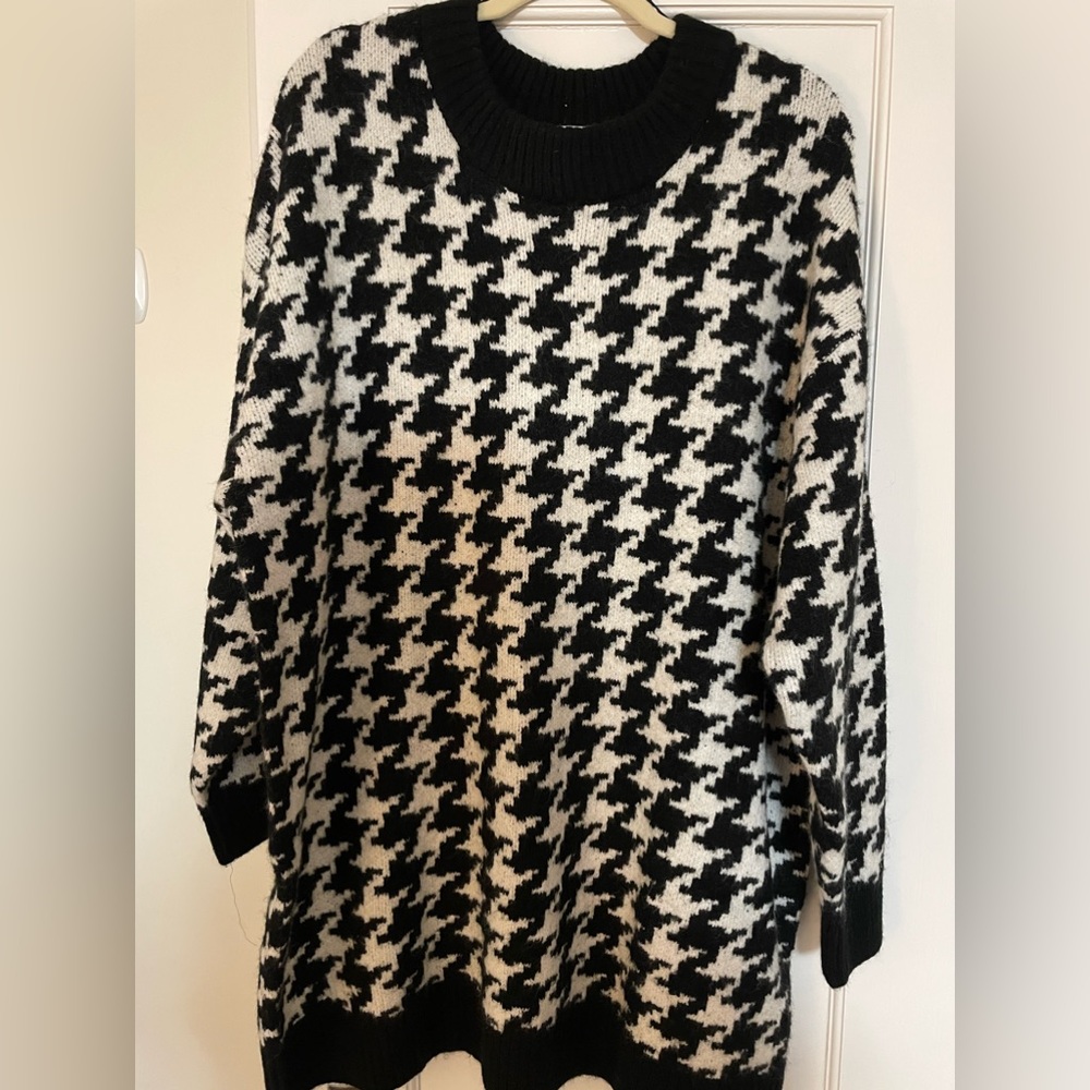h&m houndstooth sweater dress